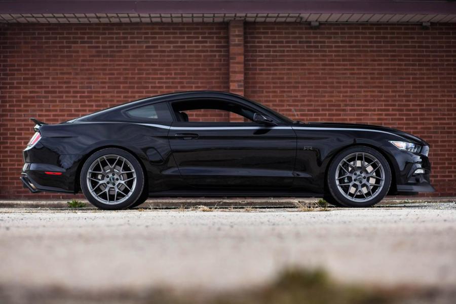  Ford Mustang RTR 2015 года  (фото 7 из 15)